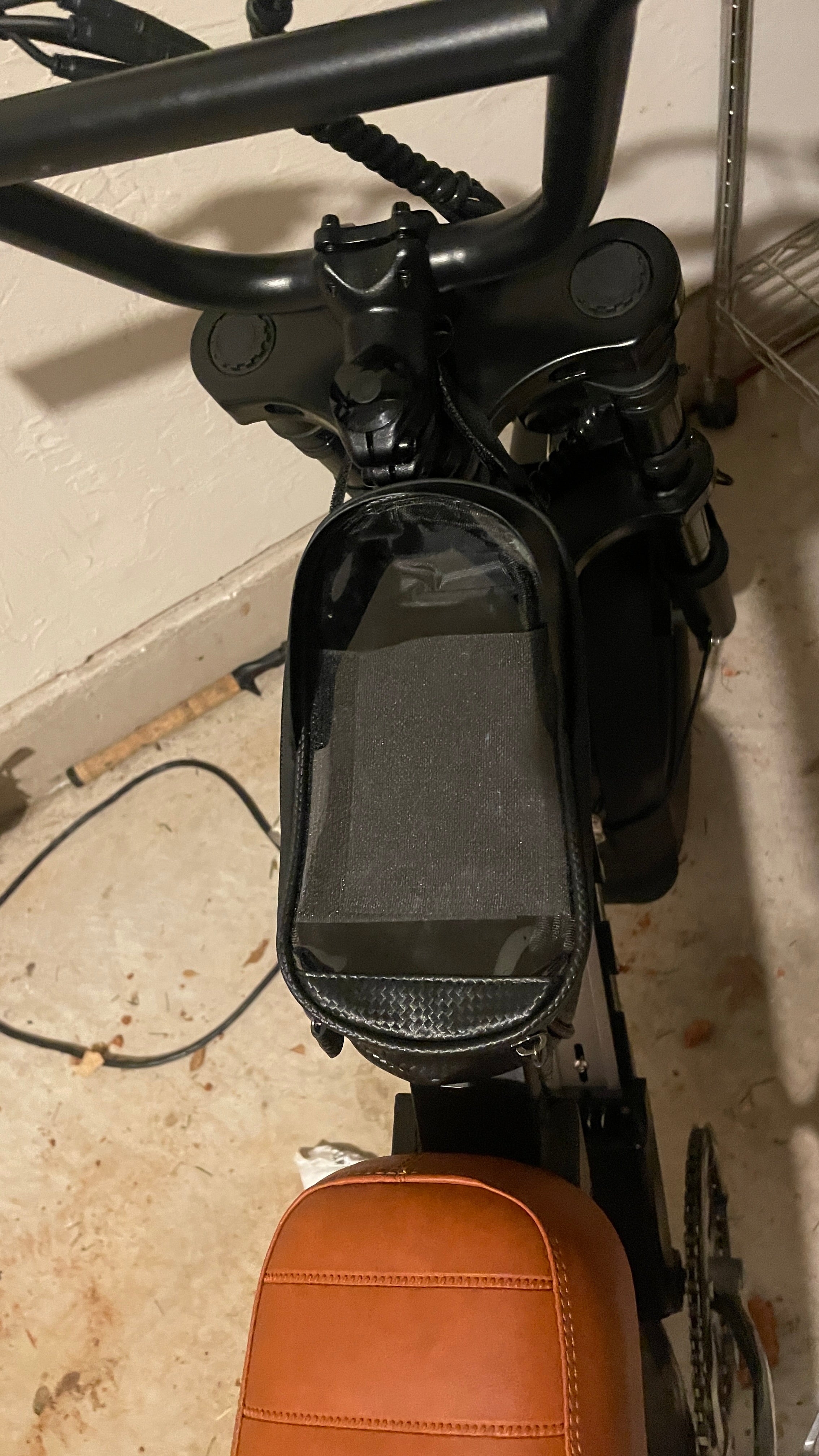Black bike front frame bag